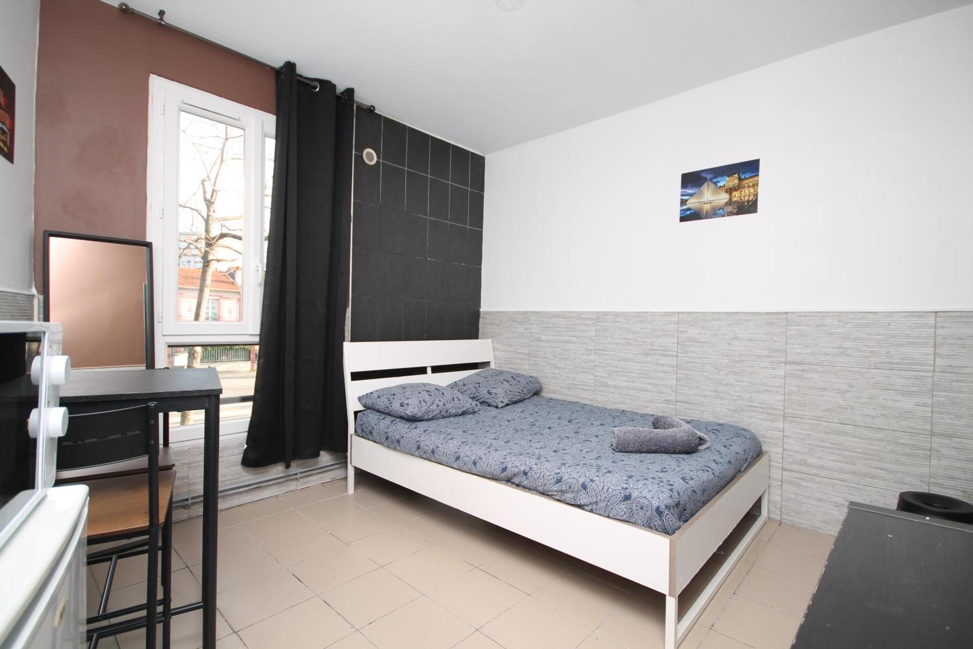 04 - Chambre Avec Lit Double Proche Paris Et Transports Wifi Saint-Denis  Exterior foto